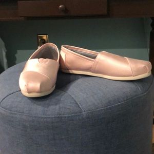 TOMS-Classic Petal Grosgrain